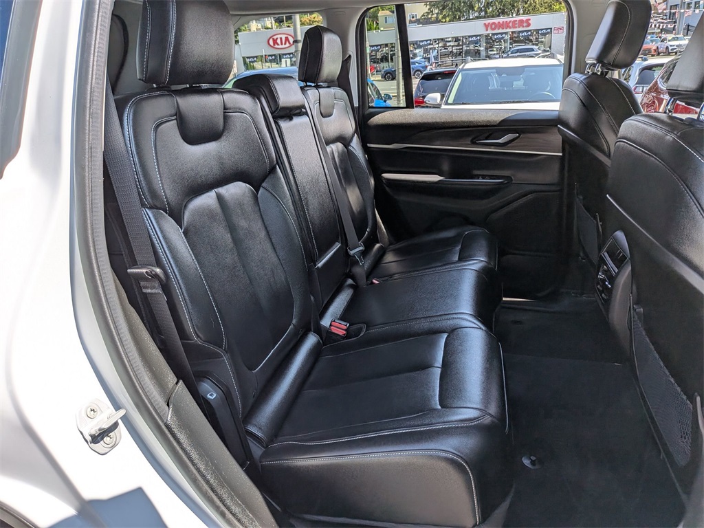 2023 Jeep Grand Cherokee Limited photo 21
