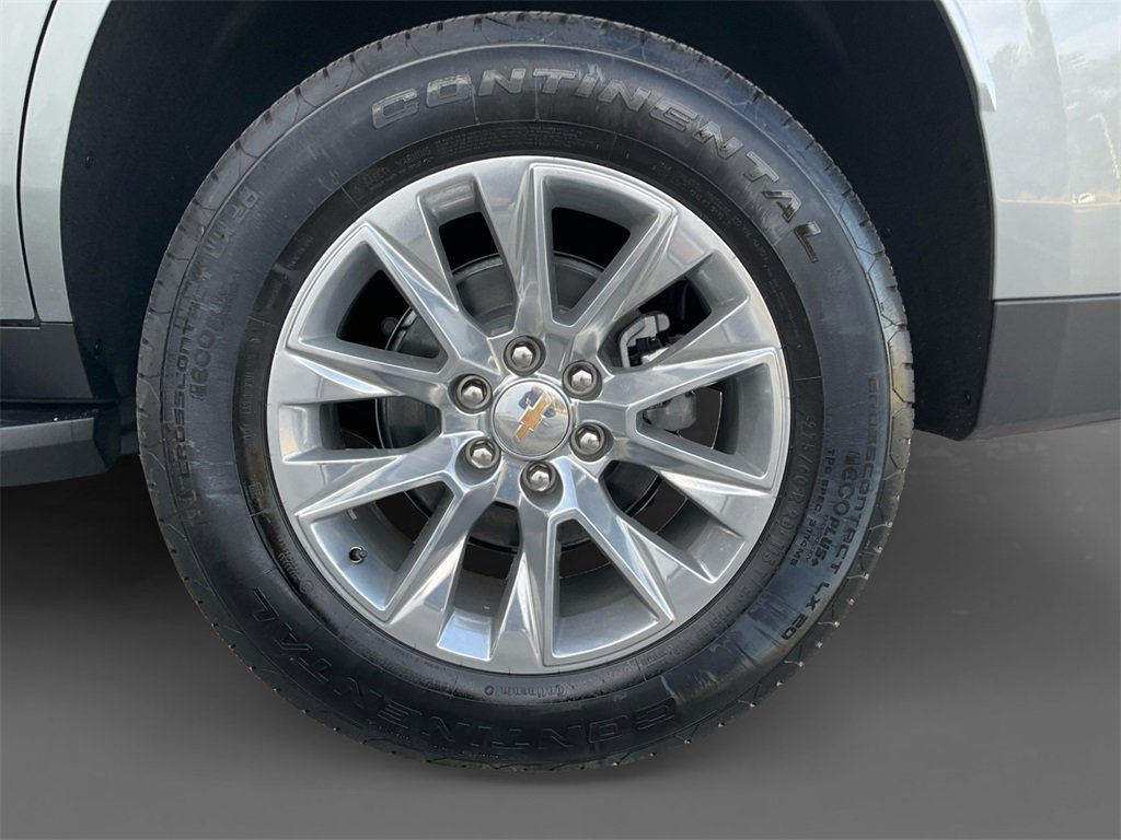 2026 Chevrolet Tahoe Premier photo 4