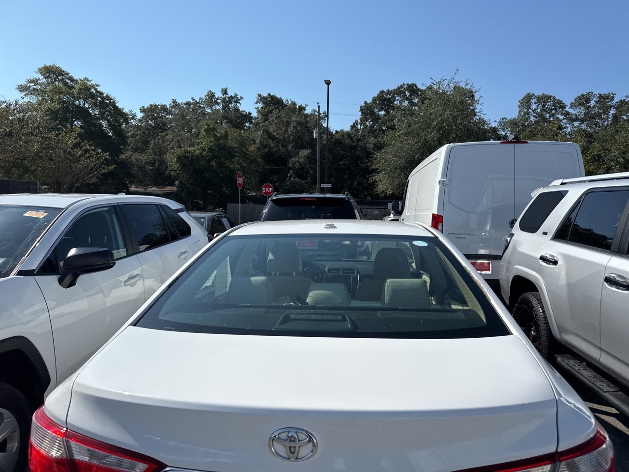 2015 Toyota Camry photo 9