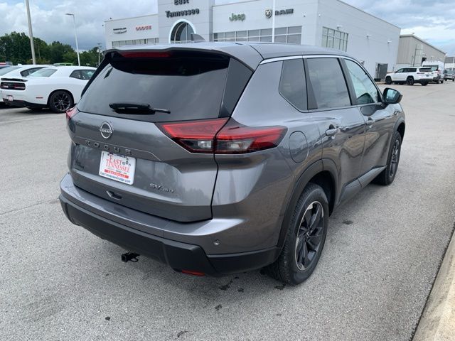 2024 Nissan Rogue SV photo 7