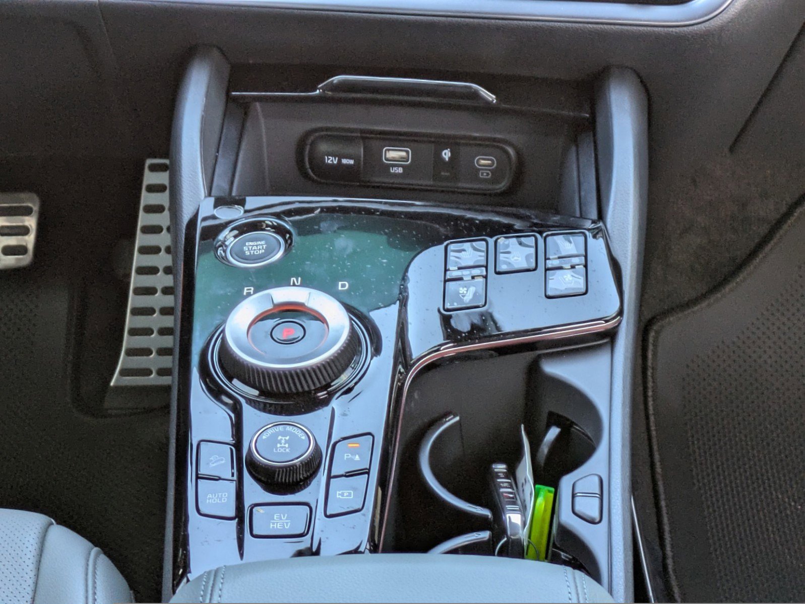2025 Kia Sportage Plug-In Hybrid X-Line Prestige photo 18
