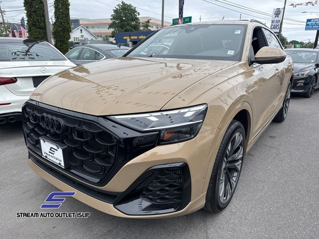 2024 Audi Q8 55 Premium Plus photo 3