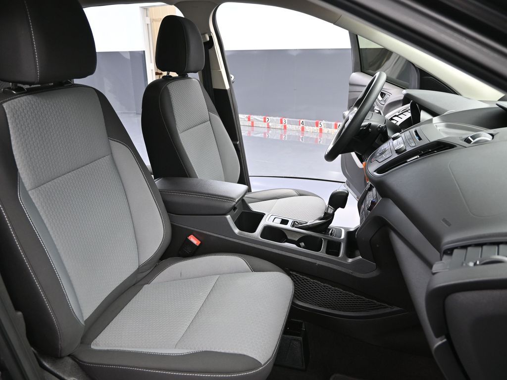 2017 Ford Escape SE photo 38