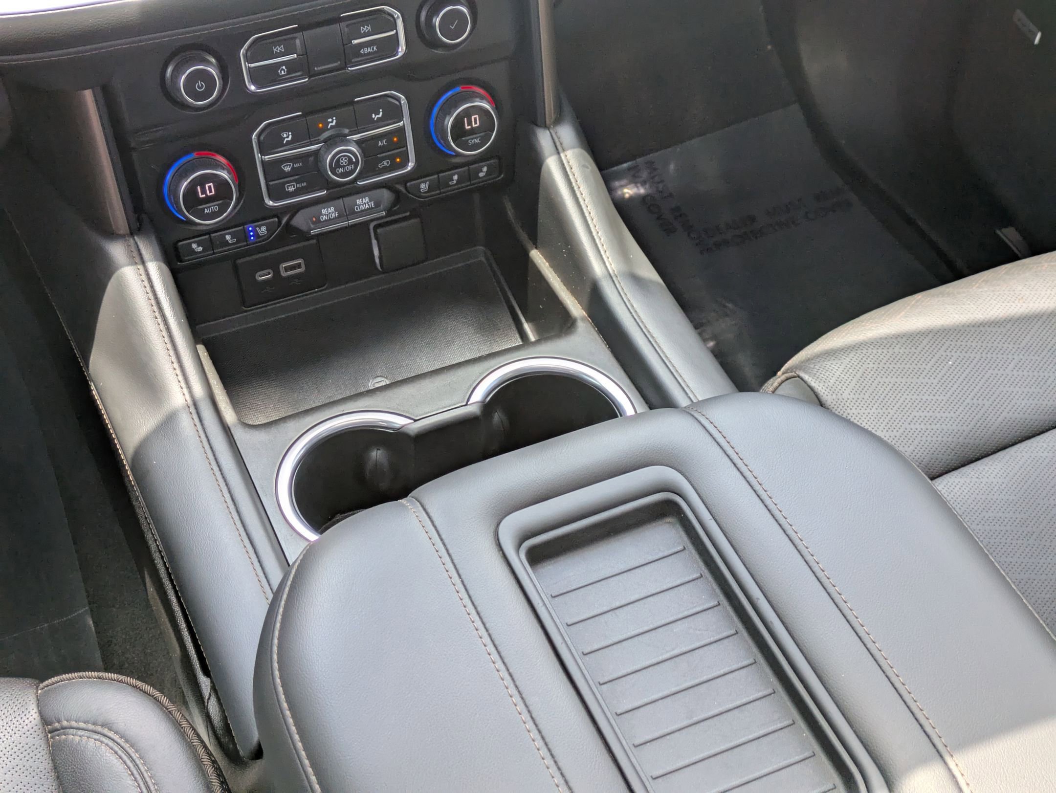 2021 Chevrolet Tahoe High Country photo 21