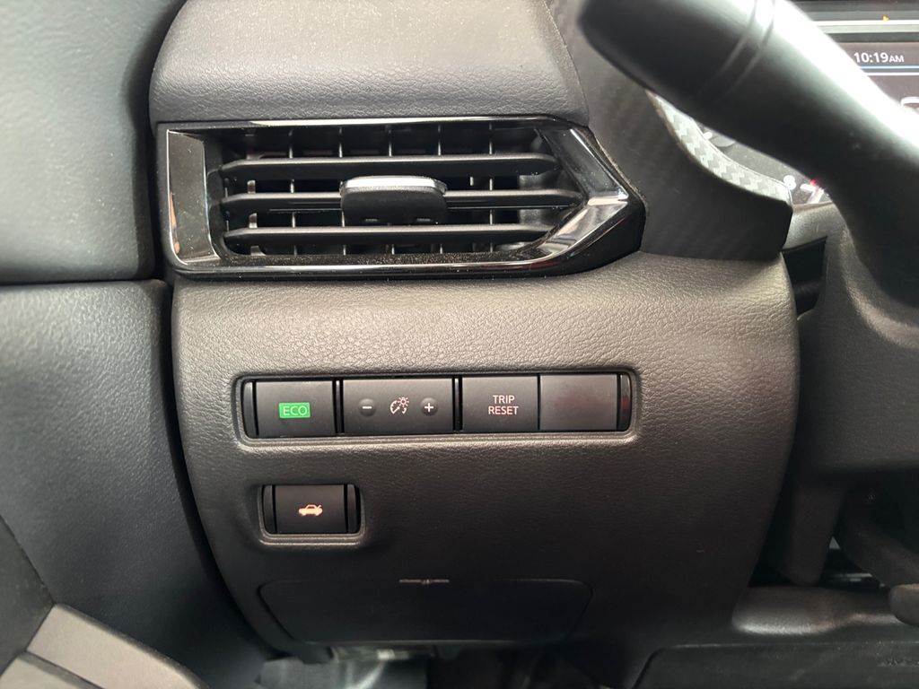 2025 Nissan Sentra SV photo 21