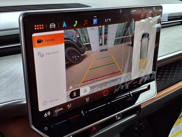 2025 Volkswagen ID. Buzz Pro S photo 7