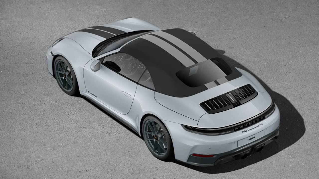 2026 Porsche 911 4 GTS Cabriolet photo 4