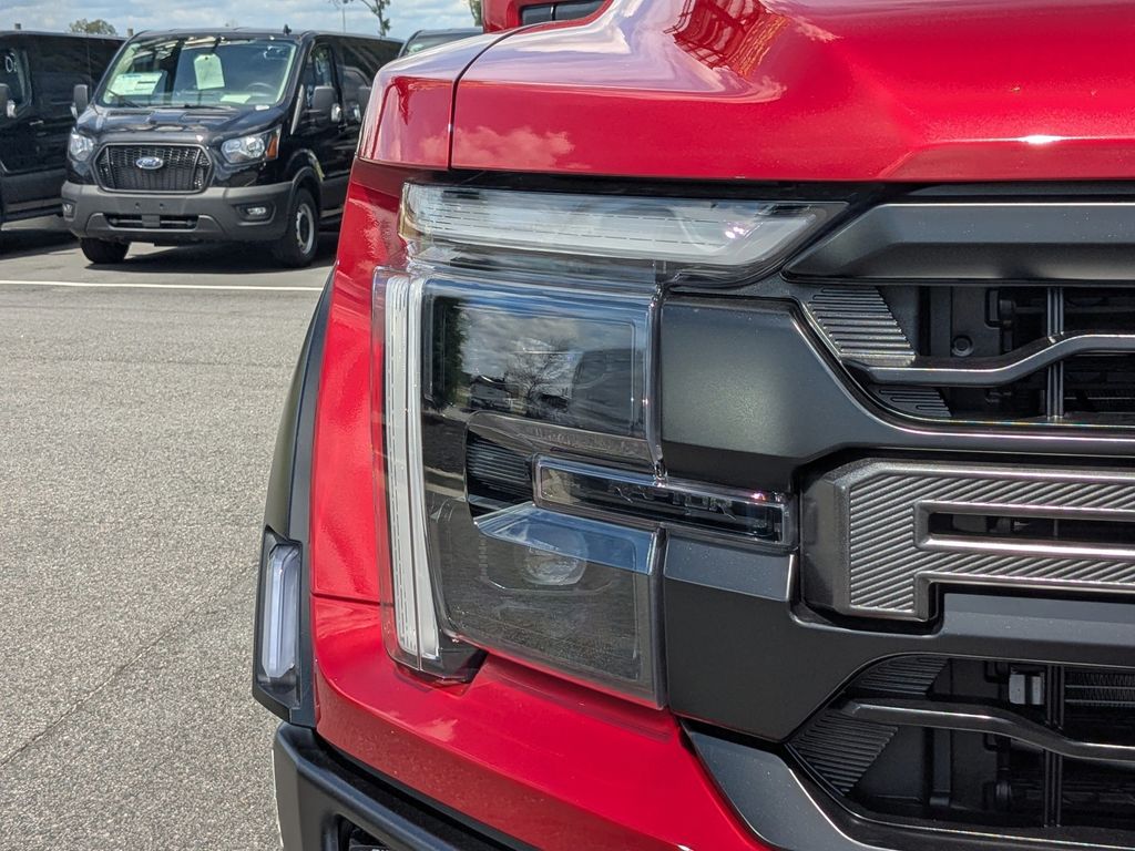 2025 Ford F-150 Raptor photo 10