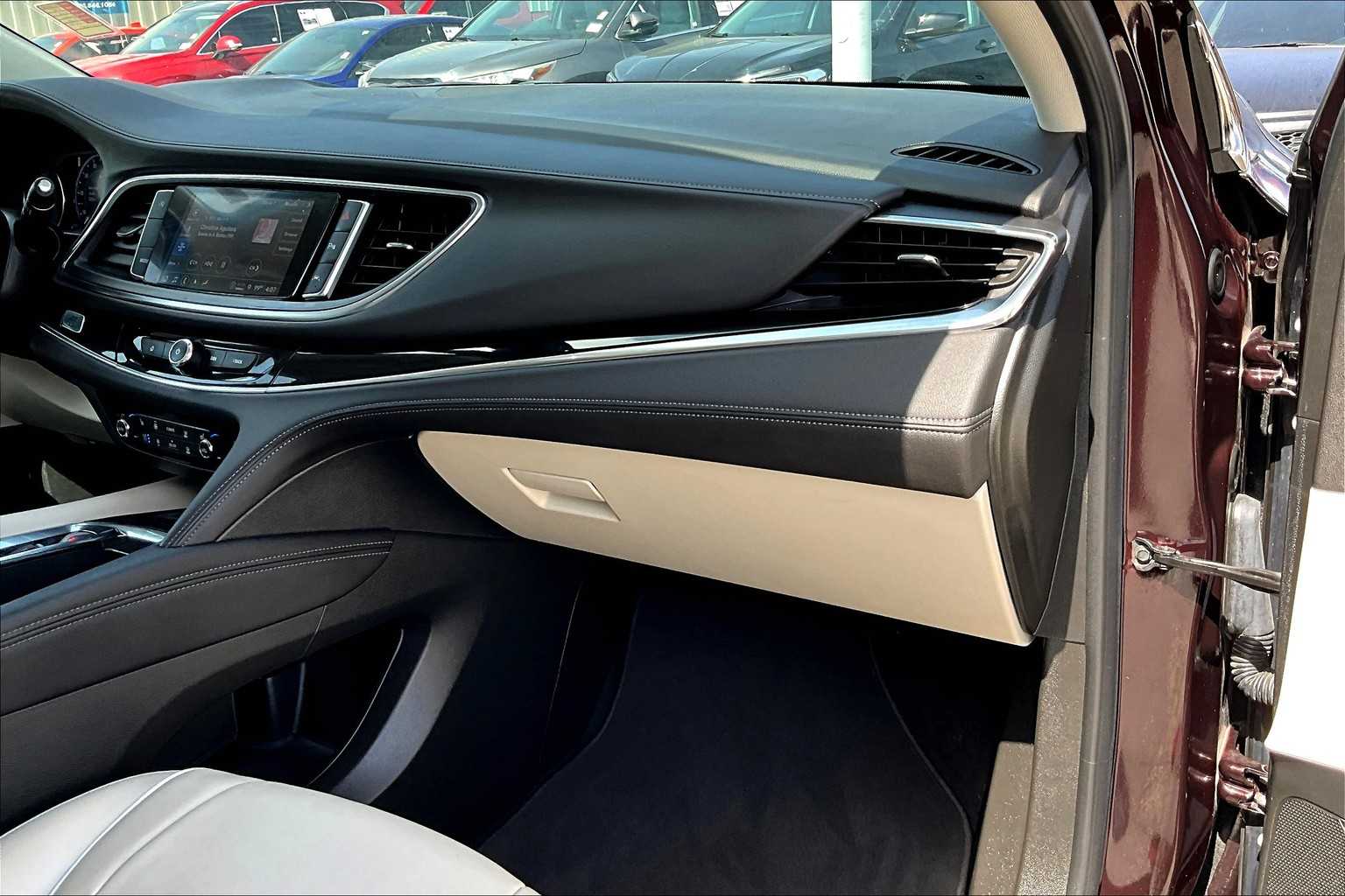 2023 Buick Enclave Avenir photo 17