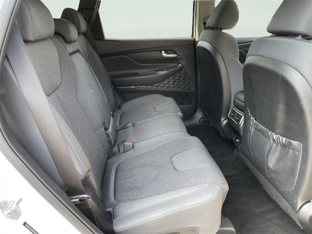 2022 Hyundai Santa Fe SEL photo 16
