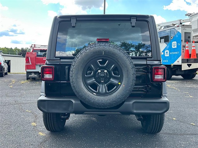 2025 Jeep Wrangler Sport photo 8
