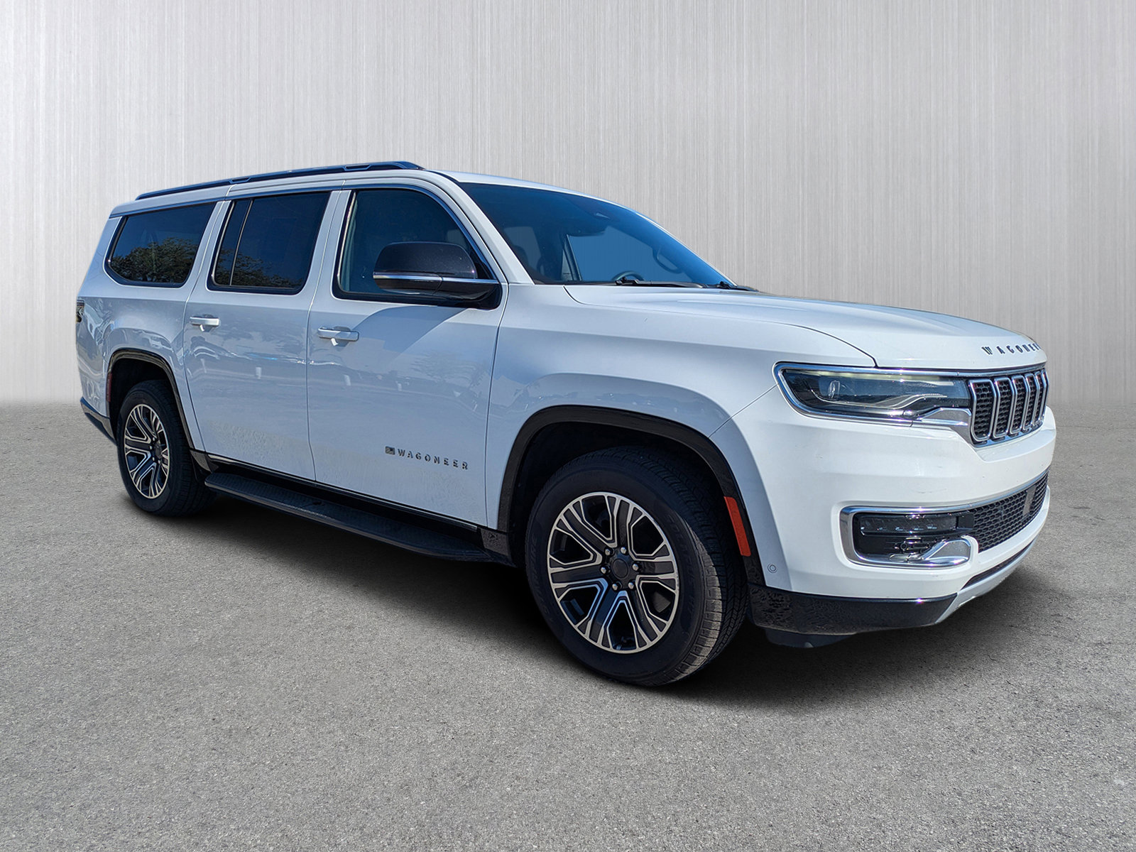 2024 Jeep Wagoneer L Series II's photo