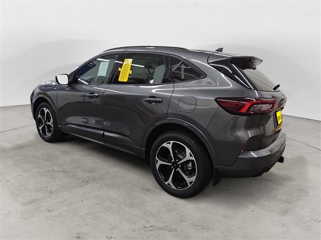 2025 Ford Escape ST-Line Elite photo 3