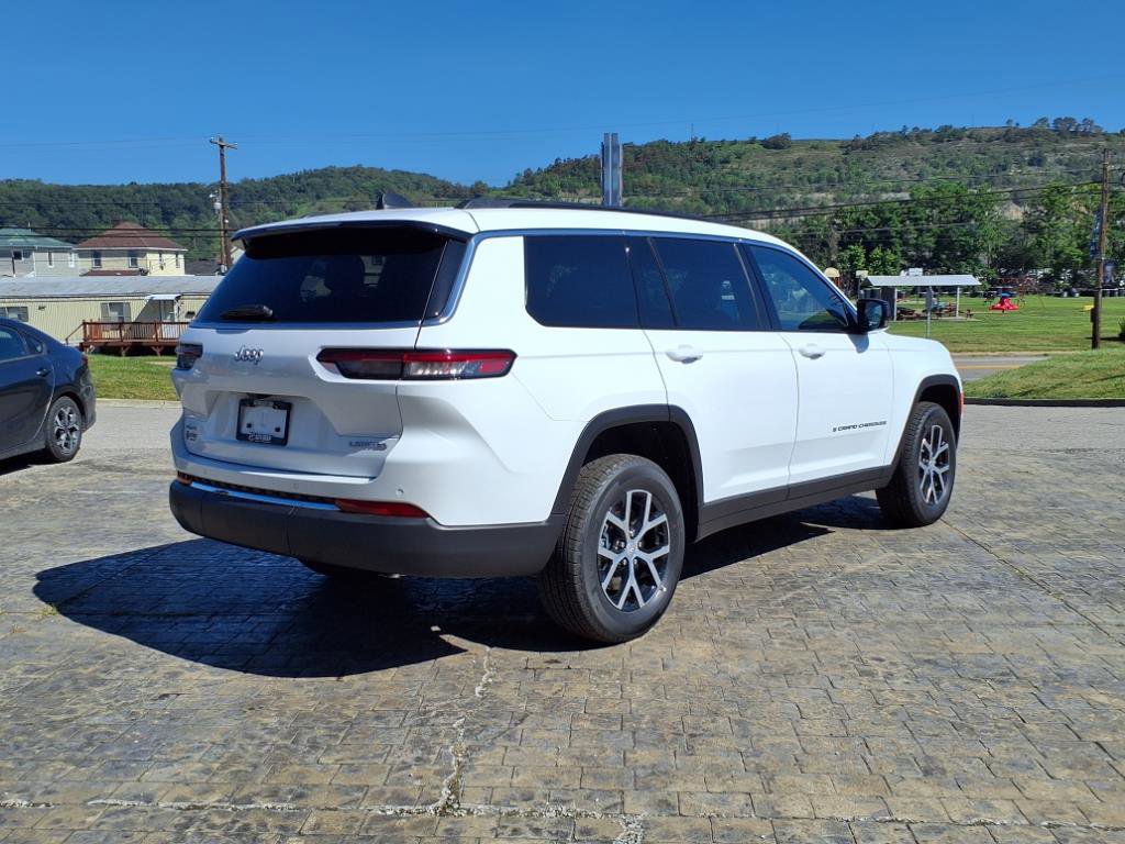 2025 Jeep Grand Cherokee Limited photo 5