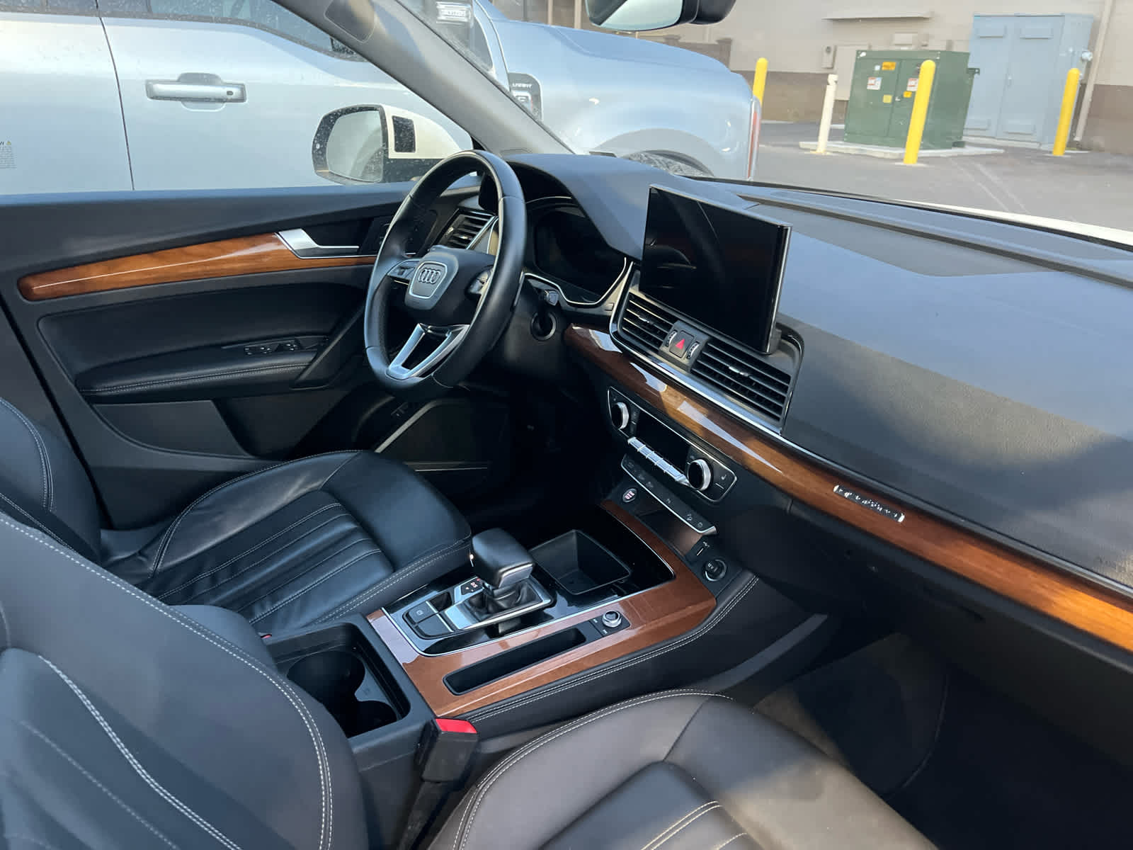 2023 Audi Q5 S line Premium Plus photo 4