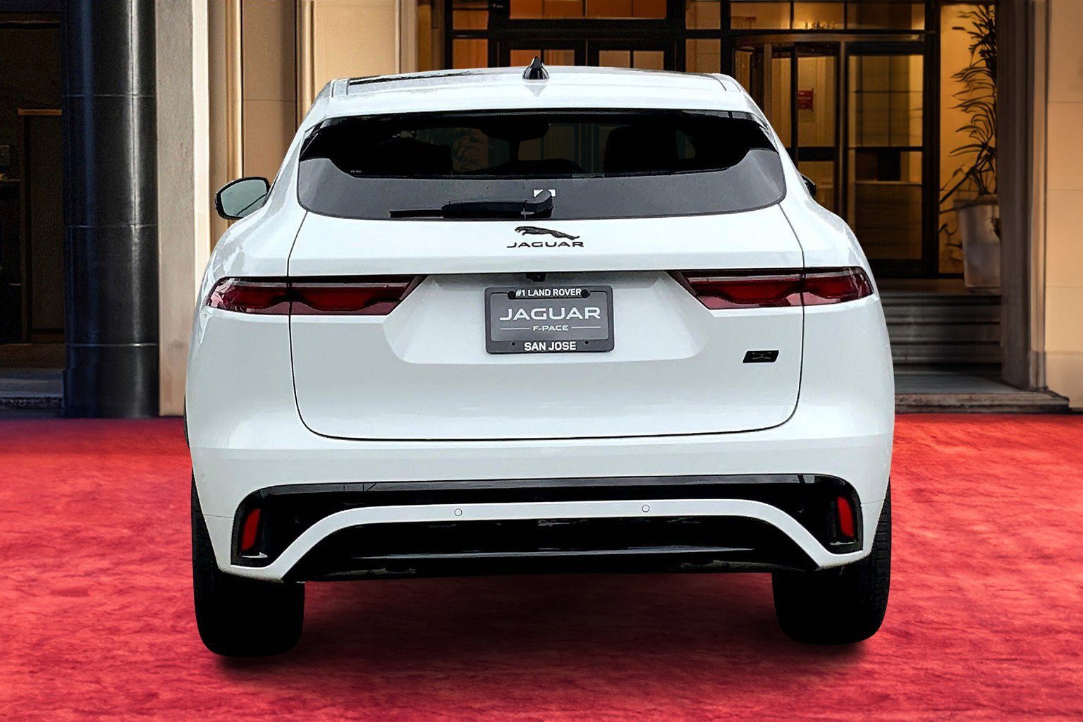 2026 Jaguar F-PACE P250 R-Dynamic S photo 4