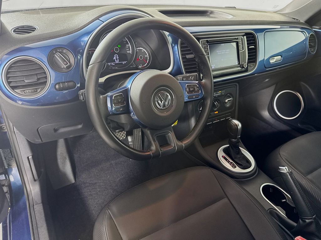 2016 Volkswagen Beetle 1.8T SE photo 7