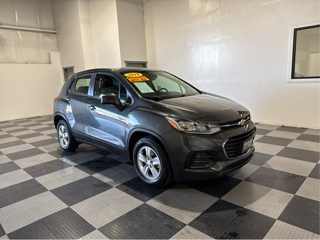 2019 Chevrolet Trax LS's photo