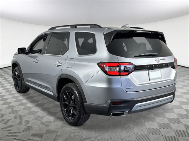 2025 Honda Pilot Touring photo 3