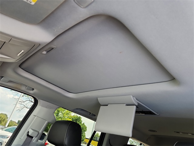 2017 Chevrolet Tahoe Premier photo 25