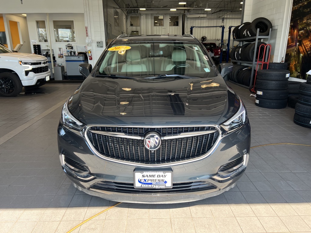 2021 Buick Enclave Essence photo 2