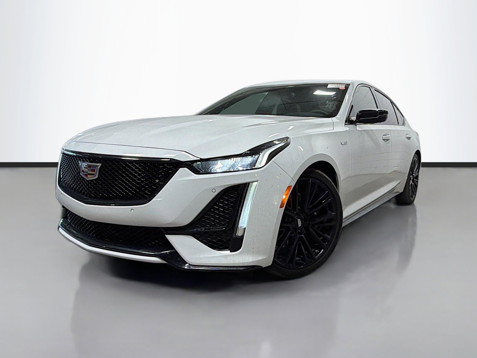 2022 Cadillac CT5 V-Series's photo