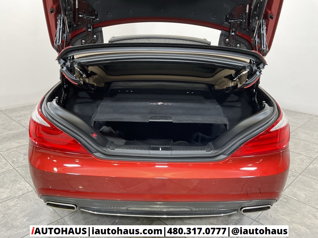 2016 Mercedes Benz SL 400 photo 10