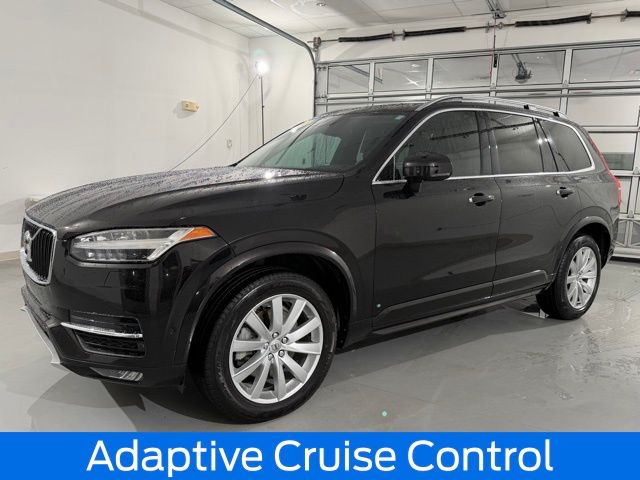 2016 Volvo XC90 T6 Momentum photo 7