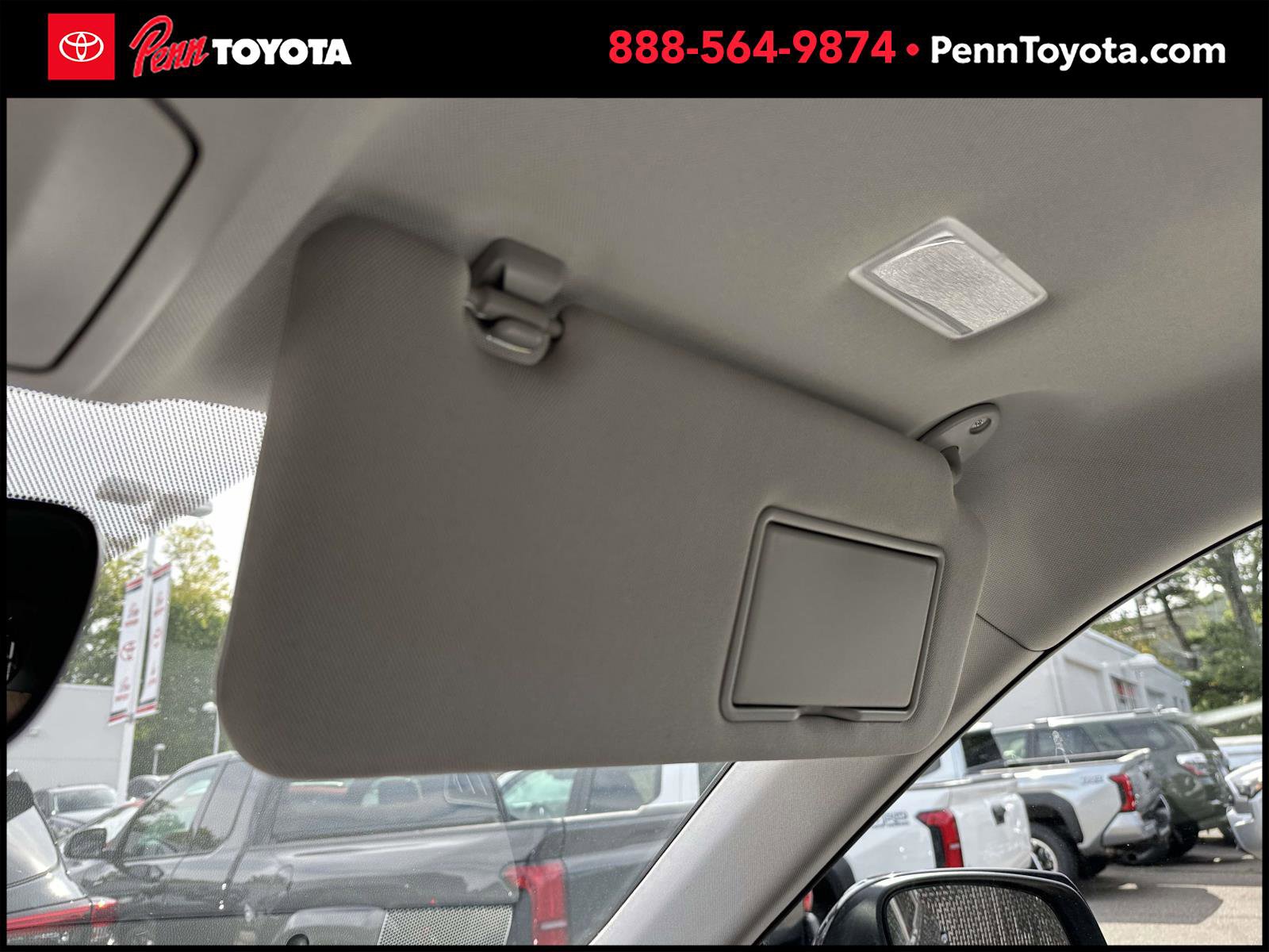 2022 Toyota Highlander XLE photo 26