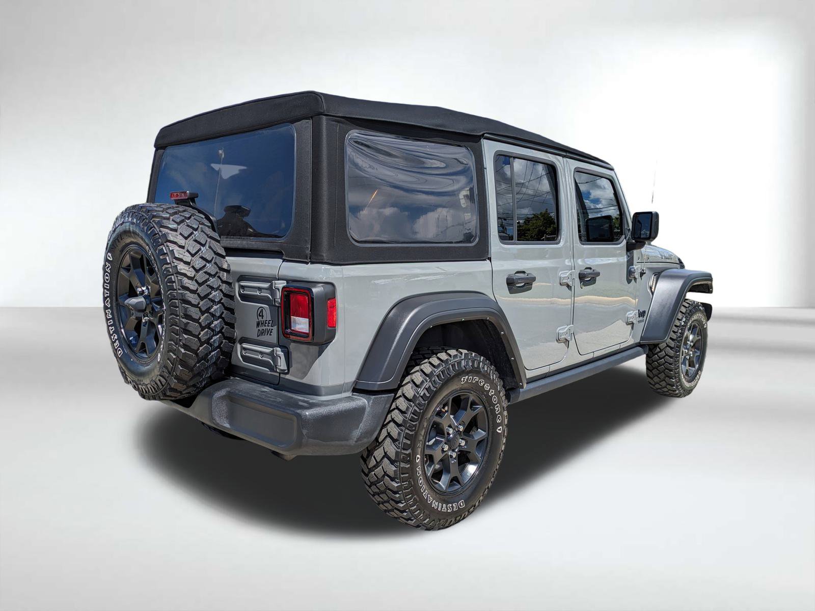 2021 Jeep Wrangler Unlimited Willys photo 3
