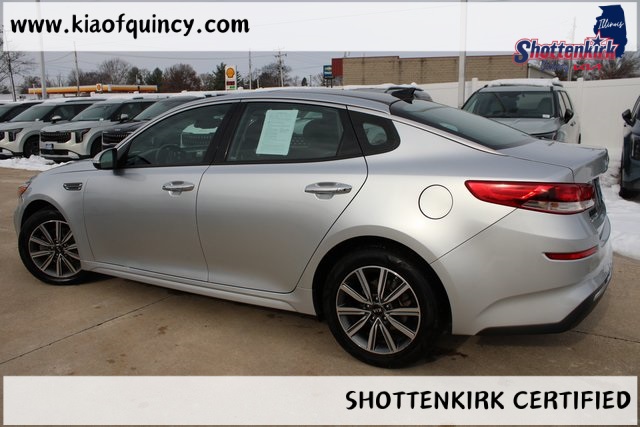 2019 Kia Optima LX photo 2
