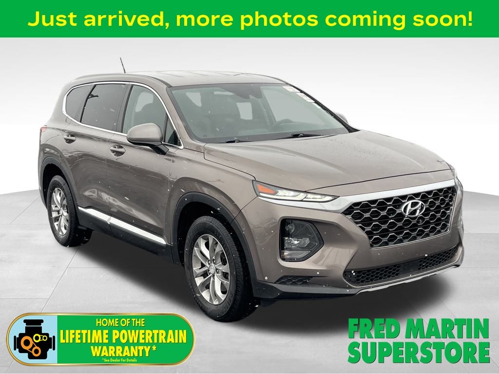 2020 Hyundai Santa Fe SE's photo