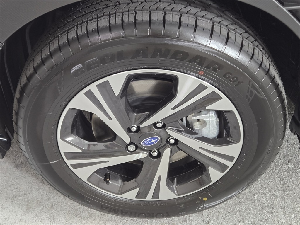 2025 Subaru Crosstrek Premium photo 5