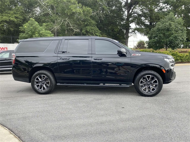 2021 Chevrolet Suburban Z71 photo 2