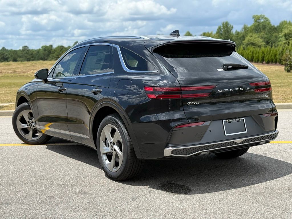 2026 Genesis GV70 2.5T Advanced photo 2
