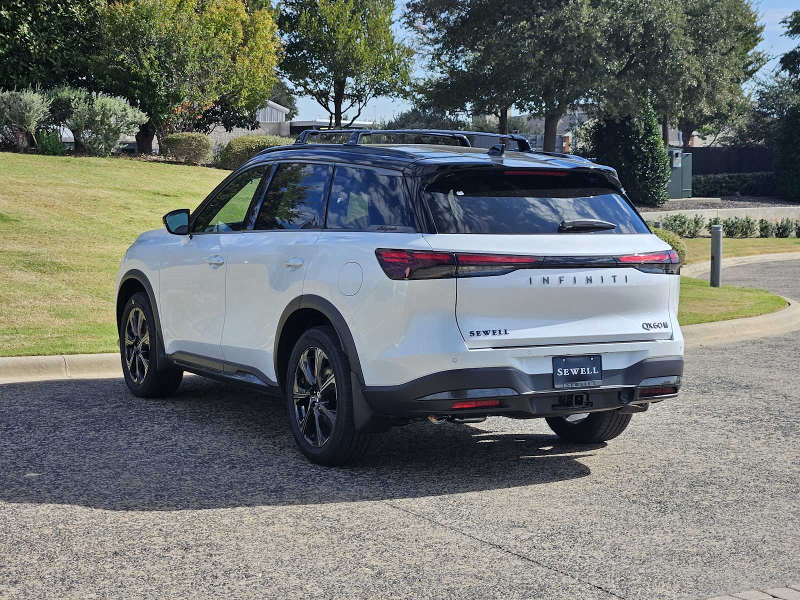 2026 Infiniti QX60 Autograph AWD photo 3