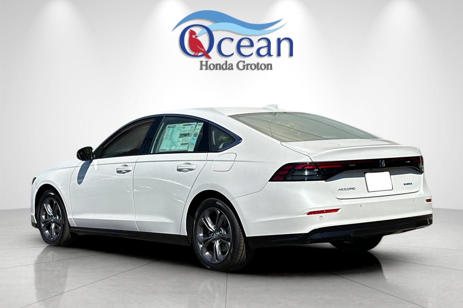 2025 Honda Accord EX-L photo 3