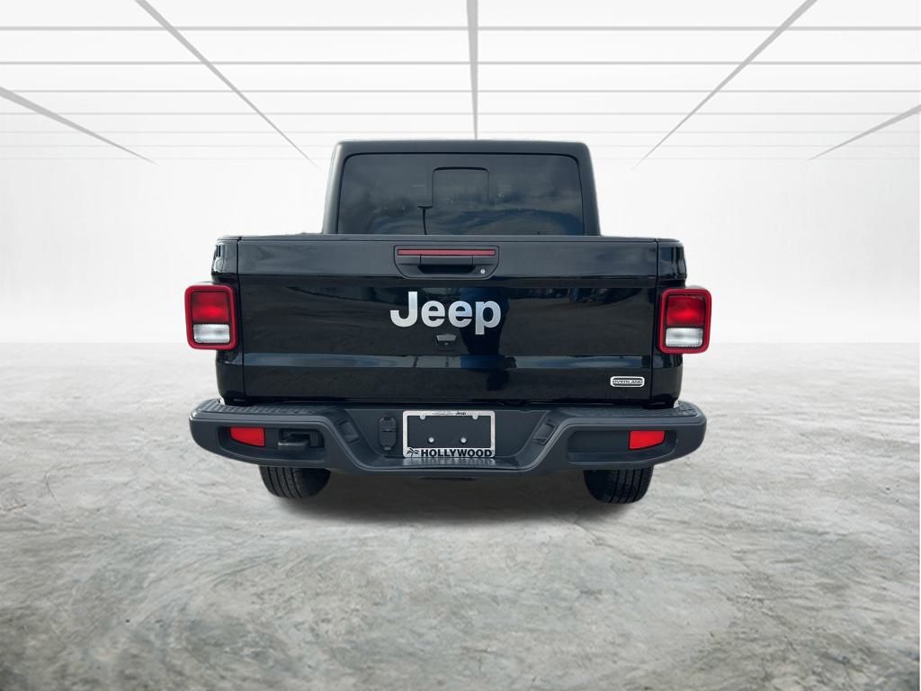 2023 Jeep Gladiator Overland photo 5