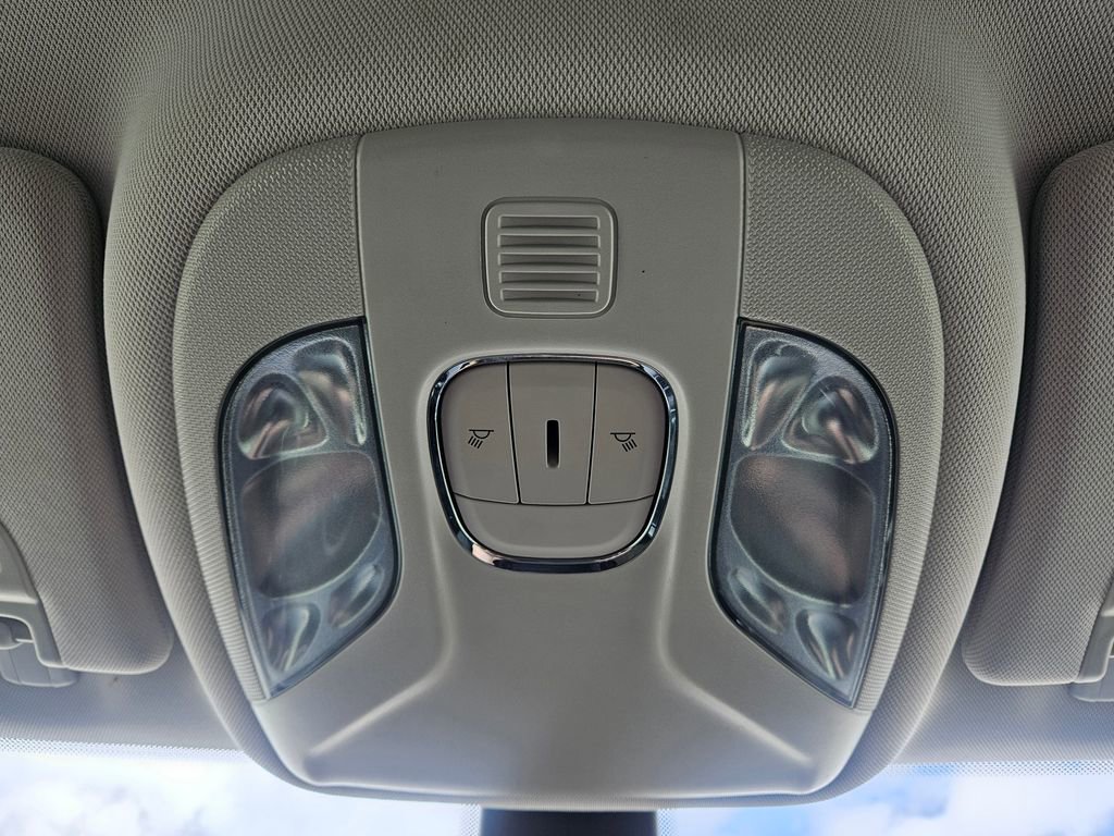 2018 Jeep Compass Latitude photo 15