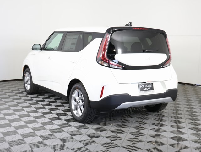 2025 Kia Soul S photo 3