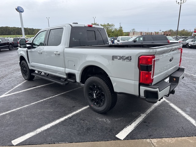 2026 Ford F-350 XLT photo 2