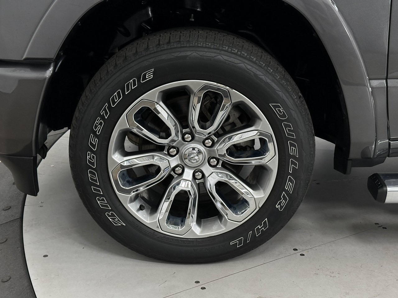 2022 Ram 1500 Laramie photo 33