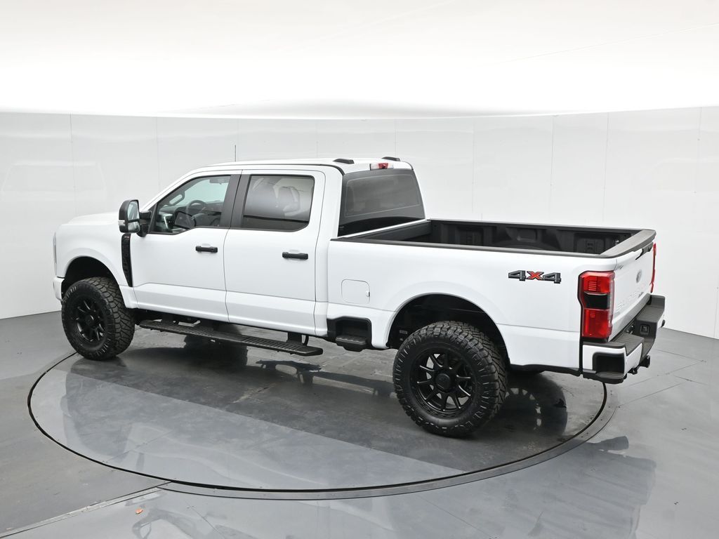 2025 Ford F-250 photo 37