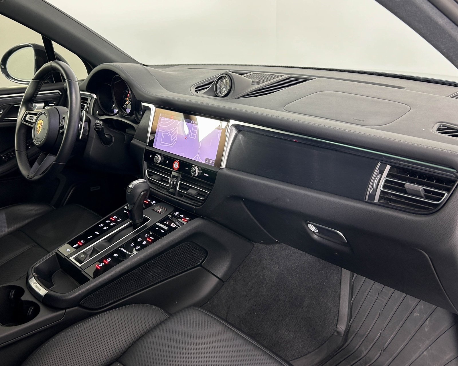 2022 Porsche Macan GTS photo 19