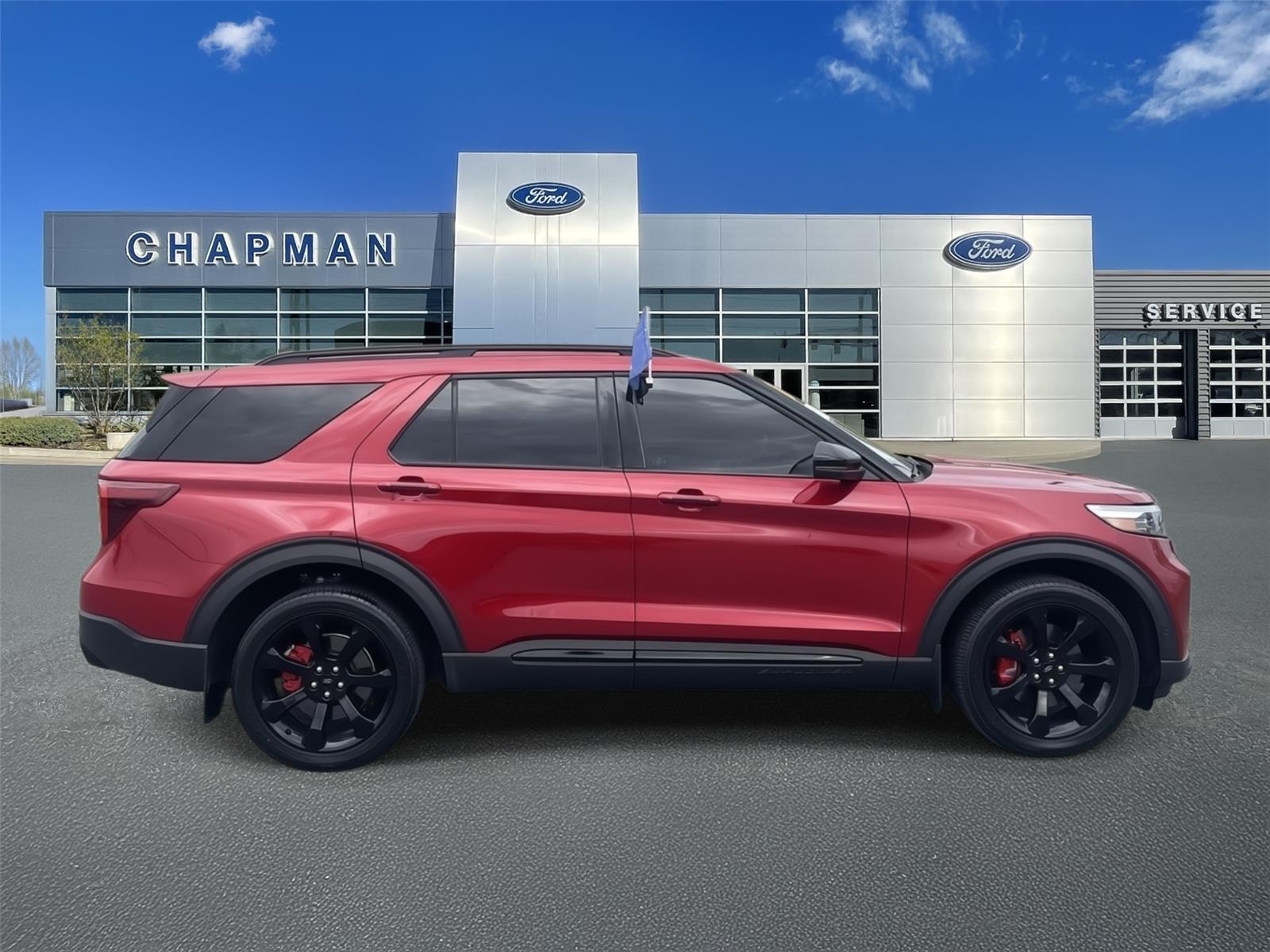 2022 Ford Explorer ST photo 8