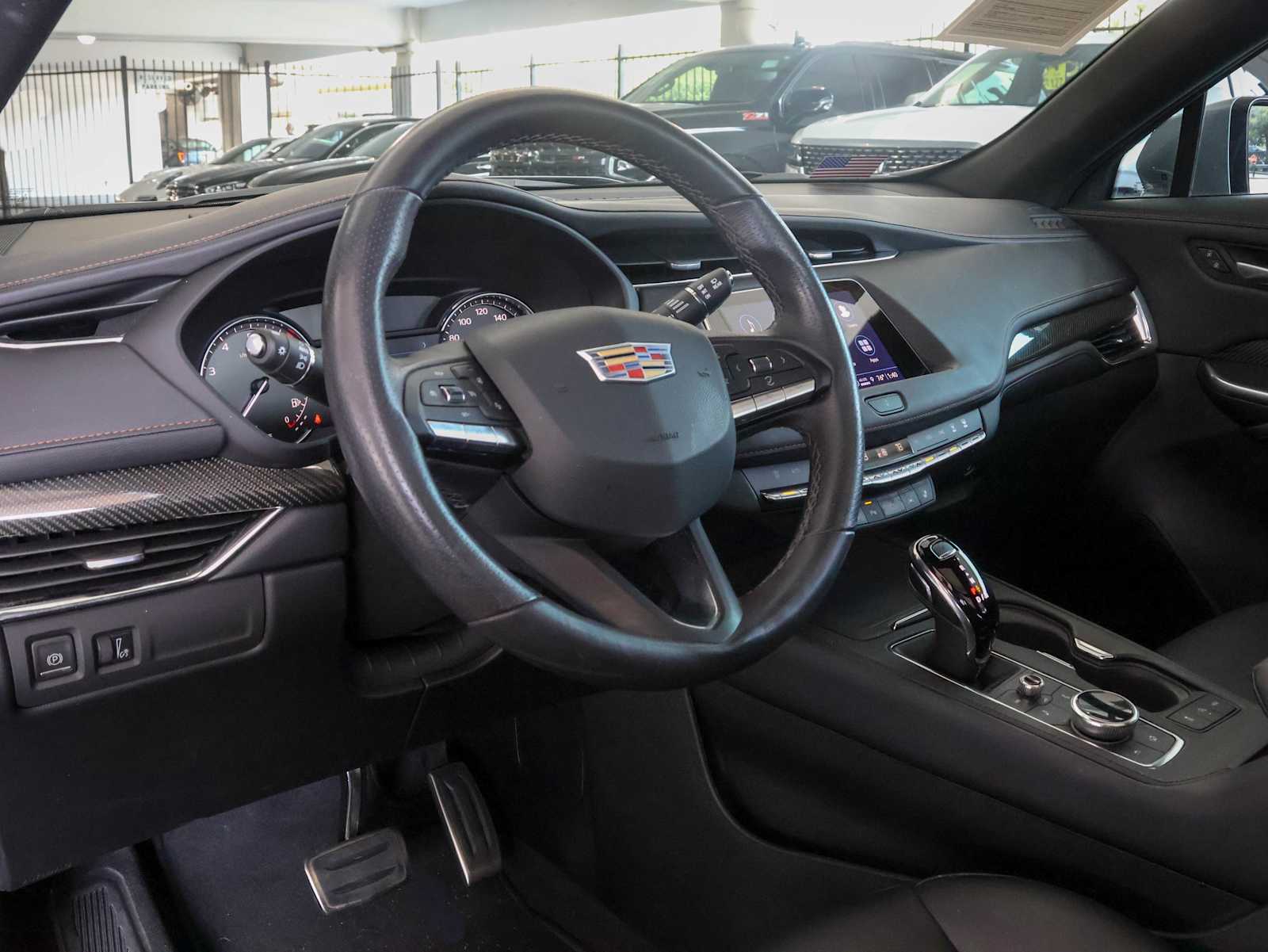 2023 Cadillac XT4 Sport photo 7