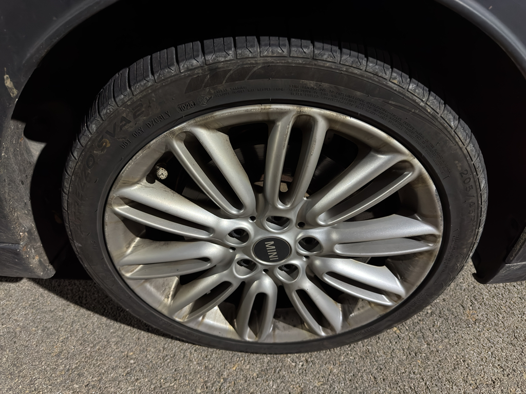 2023 Mini Cooper Hardtop Signature photo 3