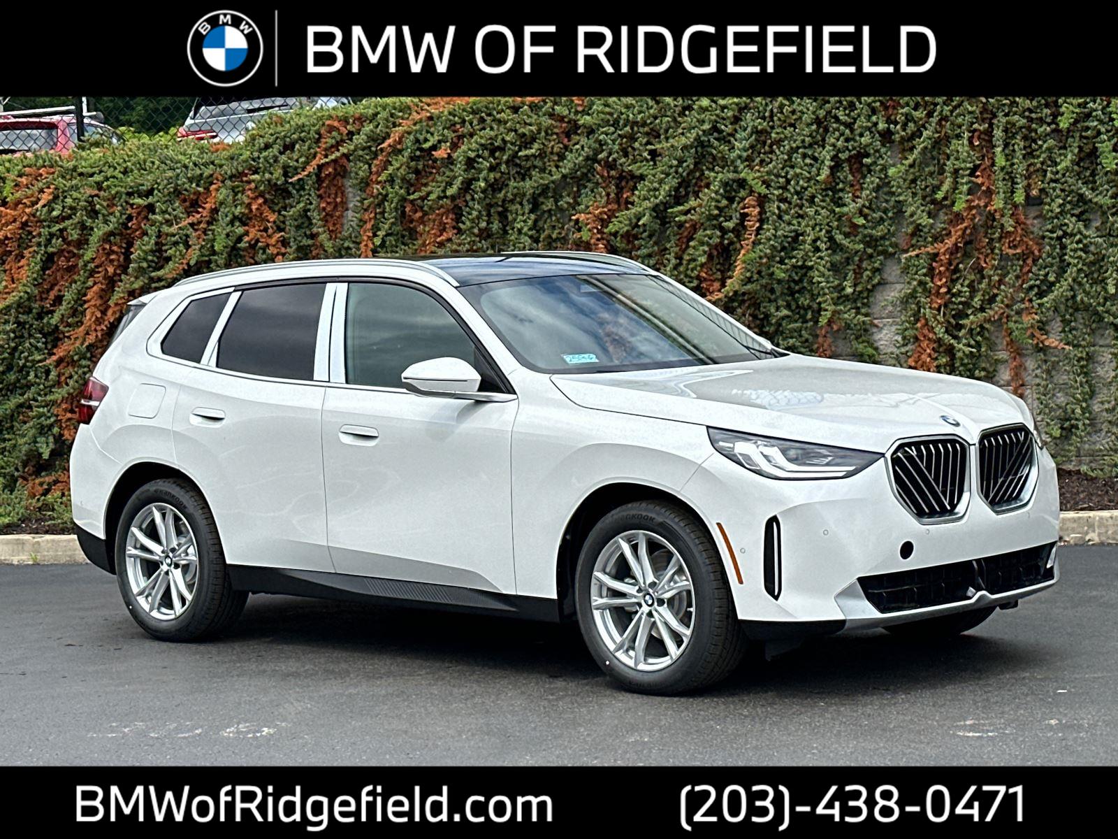New 2025 Mineral White Metallic BMW 30 xDrive image 1