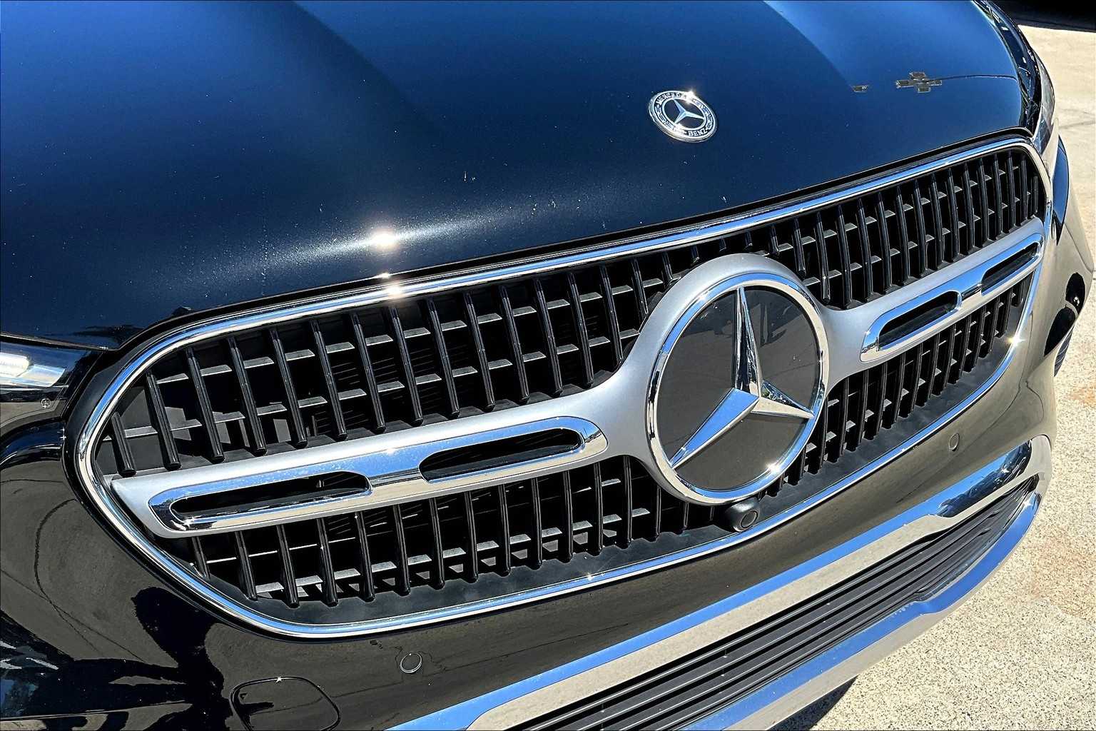 2024 Mercedes Benz GLC 300 4MATIC photo 28