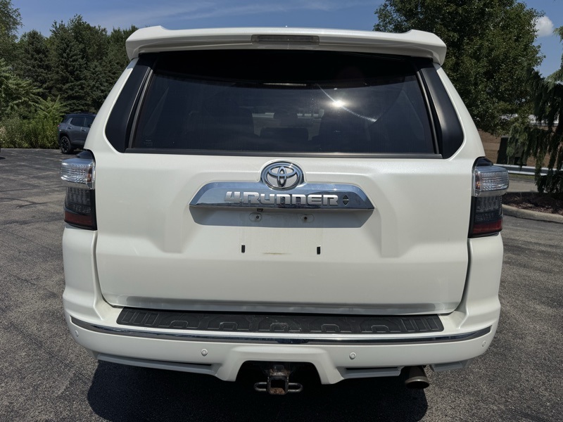 2017 Toyota 4Runner Limited photo 4